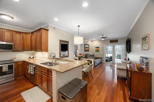 unit-7-6600 Trillium Village Ln, Clarkston, MI, 48346-5204 | Card Image