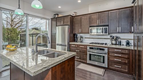 51-22865 Telosky Ave, Maple Ridge, BC, V2X8Z9 | Card Image