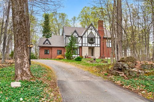 127 Margaret Anne Dr, Carp, ON, K0A1L0 | Card Image