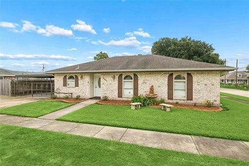 3001 Nancy St, Meraux, LA, 70075-2338 | Card Image
