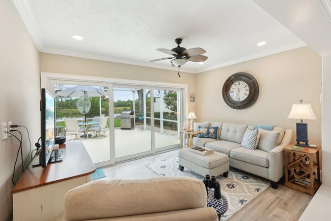 8136 Se Peppercorn Ct, House other with 3 bedrooms, 2 bathrooms and null parking in Hobe Sound FL | Image 13