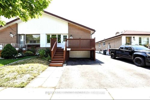 47 Corby Cres, Brampton, ON, L6Y1H3 | Card Image