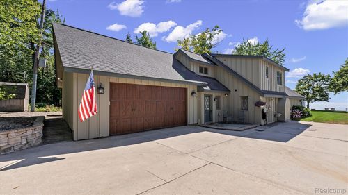 5892 Port Austin Rd, Caseville, MI, 48725-9687 | Card Image