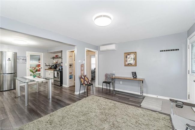 6152 Arad St, House other with 2 bedrooms, 1 bathrooms and 2 parking in Niagara Falls ON | Image 5