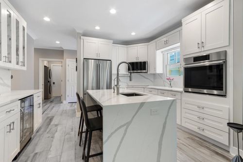 401 Abbey Ridge Court, Fontana, WI, 53125 | Card Image