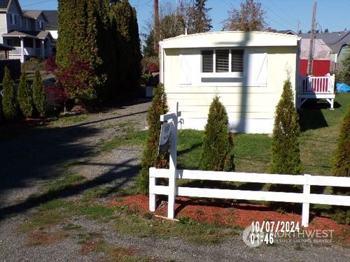 1740 Ne Pacific Avenue, Keyport, WA, 98345 | Card Image