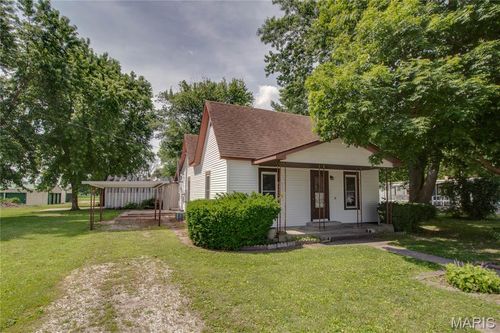 334 E Malone St, Palmyra, IL, 62674-5850 | Card Image