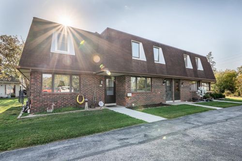 269 Karen Court, Hartford, WI, 53027 | Card Image