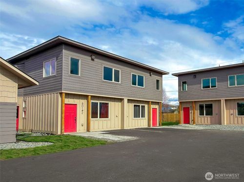 3-801 N 16th Ave, Yakima, WA, 98902-1868 | Card Image