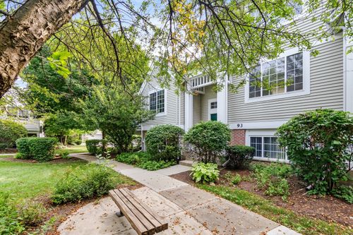 93 Cantal Ct, Wheeling, IL, 60090-6778 | Card Image