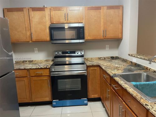 c102-15201 Ne 6th Ave, Miami, FL, 33162-5043 | Card Image