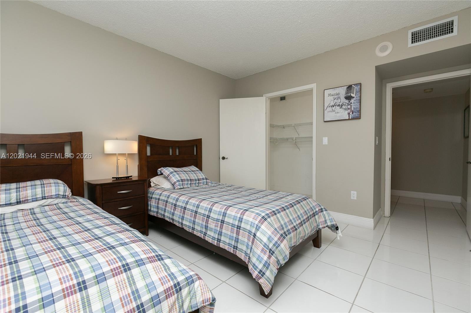 Residential Lease in Surfside 4