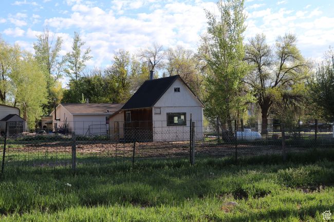 View of front of home featuring fence | Image 39