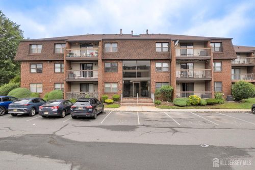 m-101 Beverly Hill Ter, Woodbridge, NJ, 07095 | Card Image