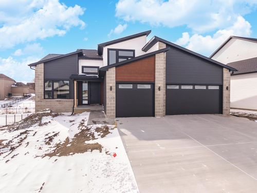 5303 Finlen Ln, Bloomington, IL, 61705-7116 | Card Image