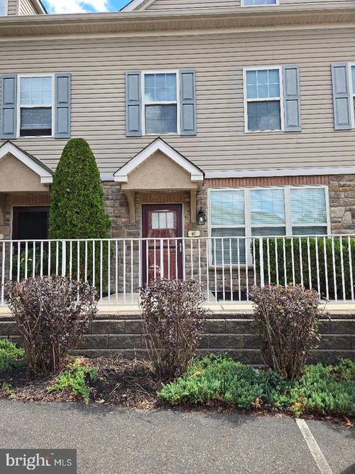 41 Brinkmanns Way, FEASTERVILLE TREVOSE, PA, 19053-1202 | Card Image