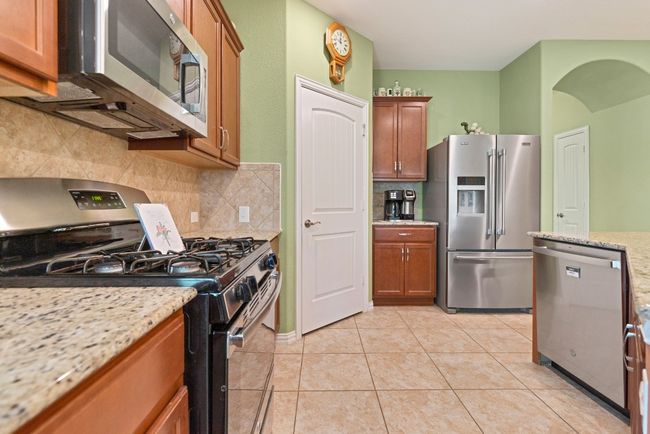 10008 Gertrudis Loop, House other with 3 bedrooms, 2 bathrooms and null parking in Austin TX | Image 9