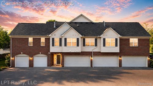623 Worthington Dr, Lansing, MI, 48906-5590 | Card Image