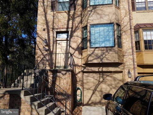 200 Lynn Manor Dr, ROCKVILLE, MD, 20850-4431 | Card Image