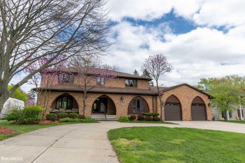 37900 Saddle Ln, Clinton Twp, MI, 48036-1775 | Card Image