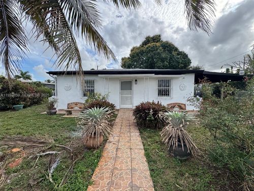 1040 Curtiss Dr, Opa-Locka, FL, 33054-3020 | Card Image