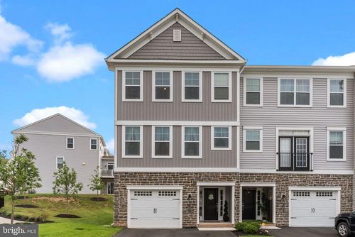 183 Everleigh Dr, ROYERSFORD, PA, 19468-4365 | Card Image
