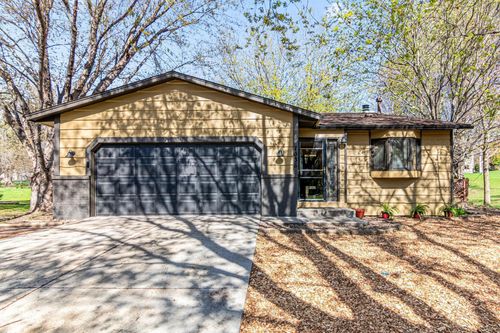 7036 Polaris Ln N, Maple Grove, MN, 55311-3220 | Card Image