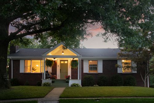 3337 Crown Crest Rd, Lexington, KY, 40517-2809 | Card Image
