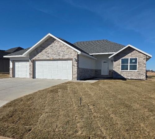 643 N Brookhollow Dr, Nixa, MO, 65714 | Card Image