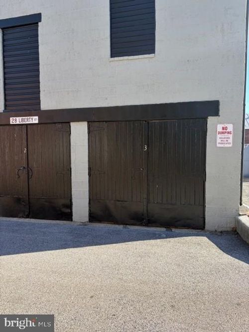 g3-28 Liberty St, WESTMINSTER, MD, 21157-4920 | Card Image