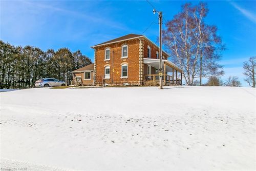 1724 Norfolk County Road 21, Delhi, ON, N4B2W4 | Card Image