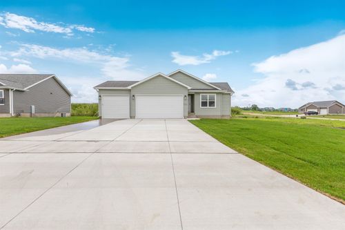 1725 Dalton St, Jesup, IA, 50648-1601 | Card Image