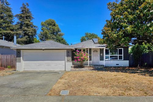 136 Mesa Verde Street, Vallejo, CA, 94589 | Card Image