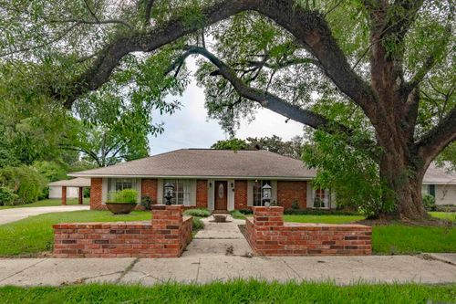 3616 S Lakeshore Dr, Baton Rouge, LA, 70808-3630 | Card Image