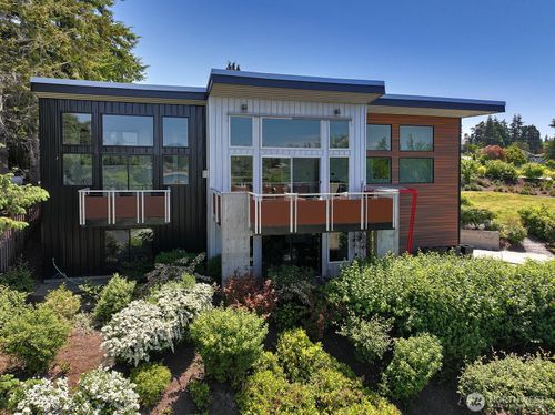 1649 Stewart Rd, Freeland, WA, 98249-9001 | Card Image