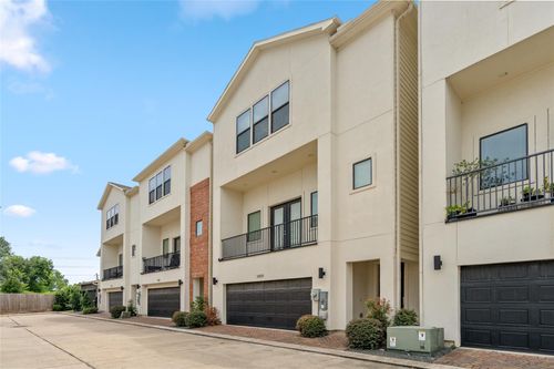 3409 Kensington Yellow Pl, Houston, TX, 77008-1486 | Card Image