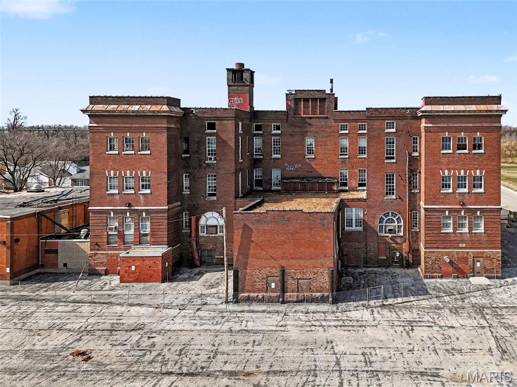Commercial Sale in St Louis 4
