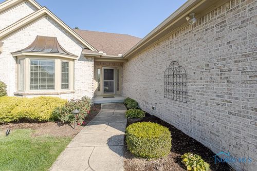 3816 Ravine Hollow Ct, Maumee, OH, 43537-9261 | Card Image