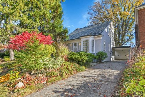 250 Fourth Ave, Ottawa, ON, K1S2M1 | Card Image