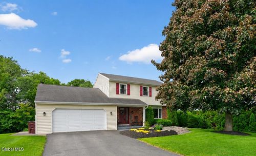 19 Debbie Marie Court, Colonie, NY, 12309 | Card Image