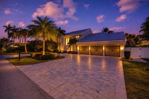 910 Jasmine Dr, Delray Beach, FL, 33483-4700 | Card Image