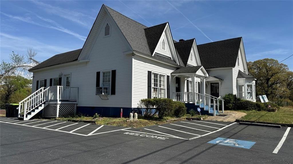 Commercial Sale in Lithia Springs