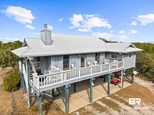 8877 Dolphin Ln, Gulf Shores, AL, 36542-8124 | Card Image