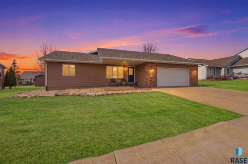 1307 Clark Ave Avenue, Dell Rapids, SD, 57022 | Card Image