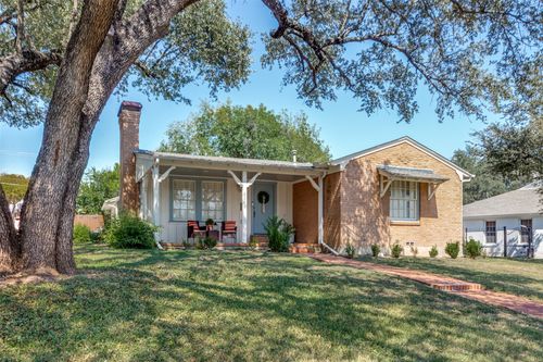 6382 Waverly Way, Fort Worth, TX, 76116-5426 | Card Image