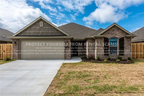 4863 W Croft Dr, Fayetteville, AR, 72704-5034 | Card Image