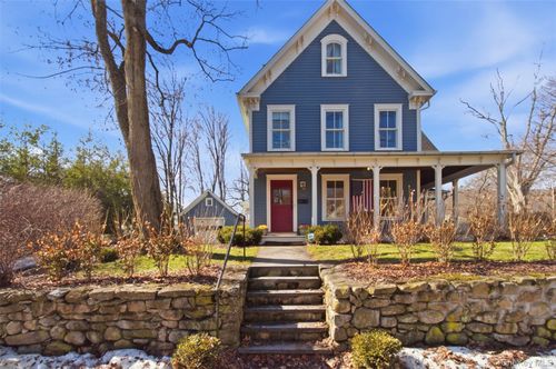 25 Chestnut St, Cold Spring, NY, 10516-2508 | Card Image