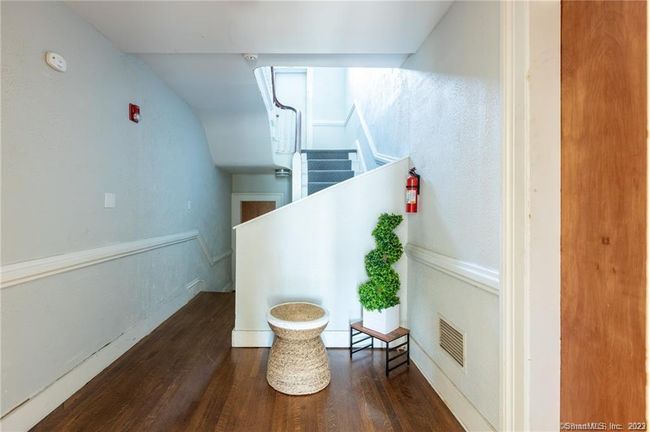 APT-6 - 314 Elizabeth St, Home with 1 bedrooms, 1 bathrooms and 2 parking in Derby CT | Image 12