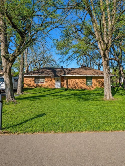 1700 W Republic Avenue, Baytown, TX, 77520 | Card Image