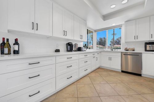 38 Malaga Dr, Rancho Mirage, CA, 92270-3819 | Card Image